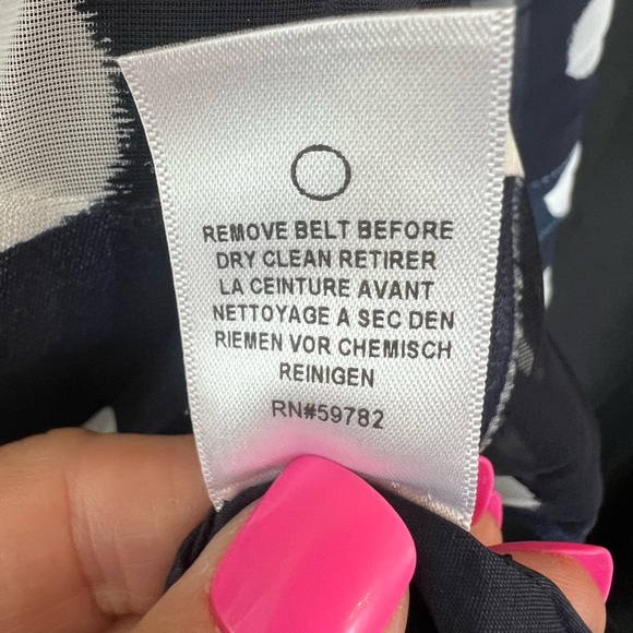 🆕 💙 NWT ADRIANNA PAPELL Navy & White Polka Dot Fit & Flare Dress | Size 4 - Picture 12 of 12